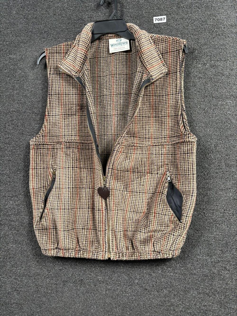 WindRiver Vest Mens Large Brown Plaid Polartec Fleece Zip Pockets Made Canada